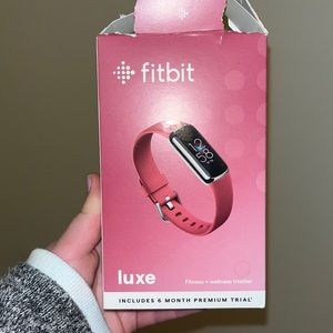 fitbit luxe fitness tracker